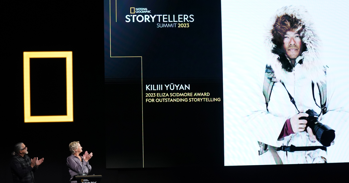 2023 Eliza Scidmore Award presentation with Jill Tiefenthaler, CEO of the National Geographic Society, and Vincent Musi, photographer and host of the Storytellers Summit. Photo by Leigh Vogel.